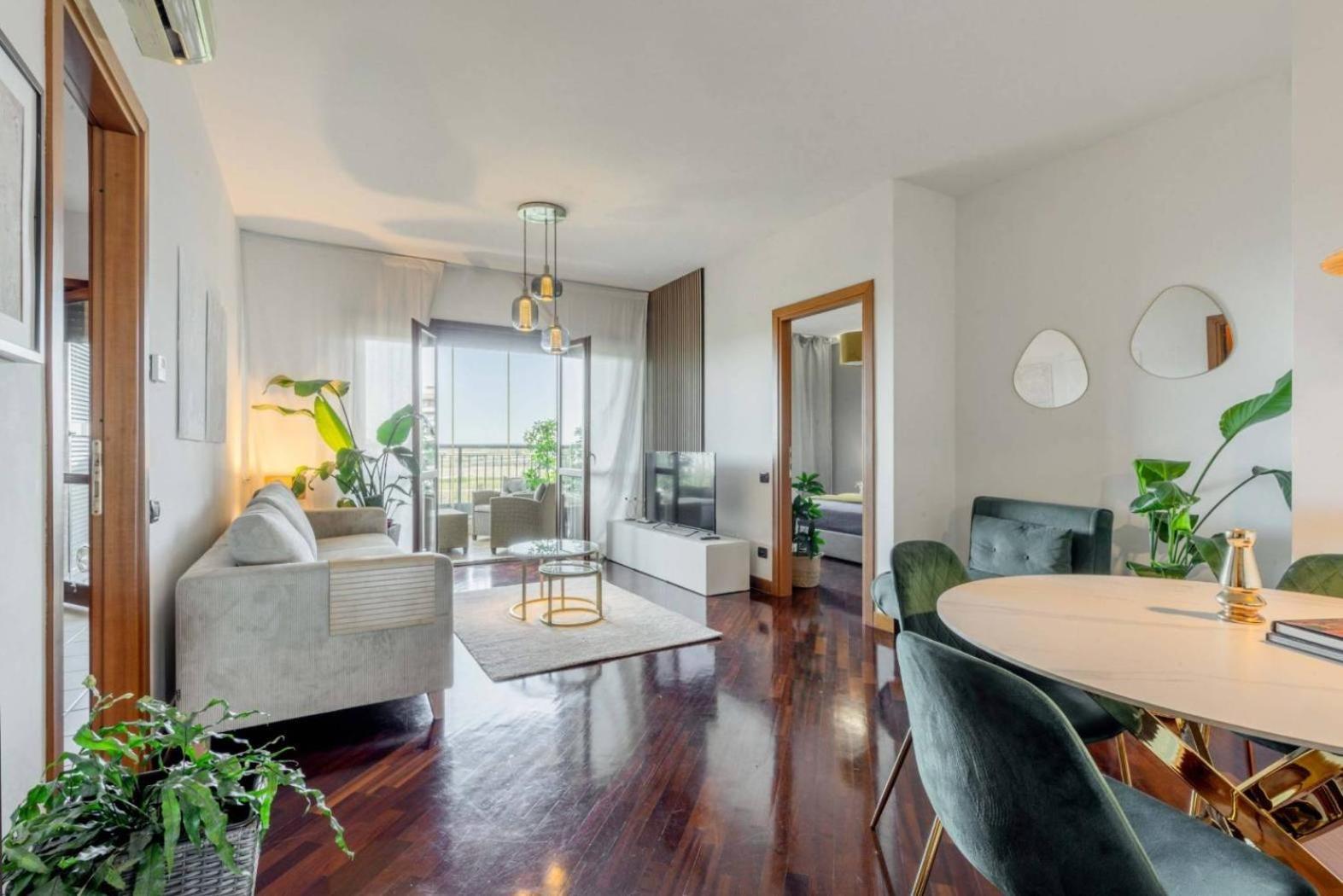 Luxury Boutique Apartment فيوميتشينو المظهر الخارجي الصورة