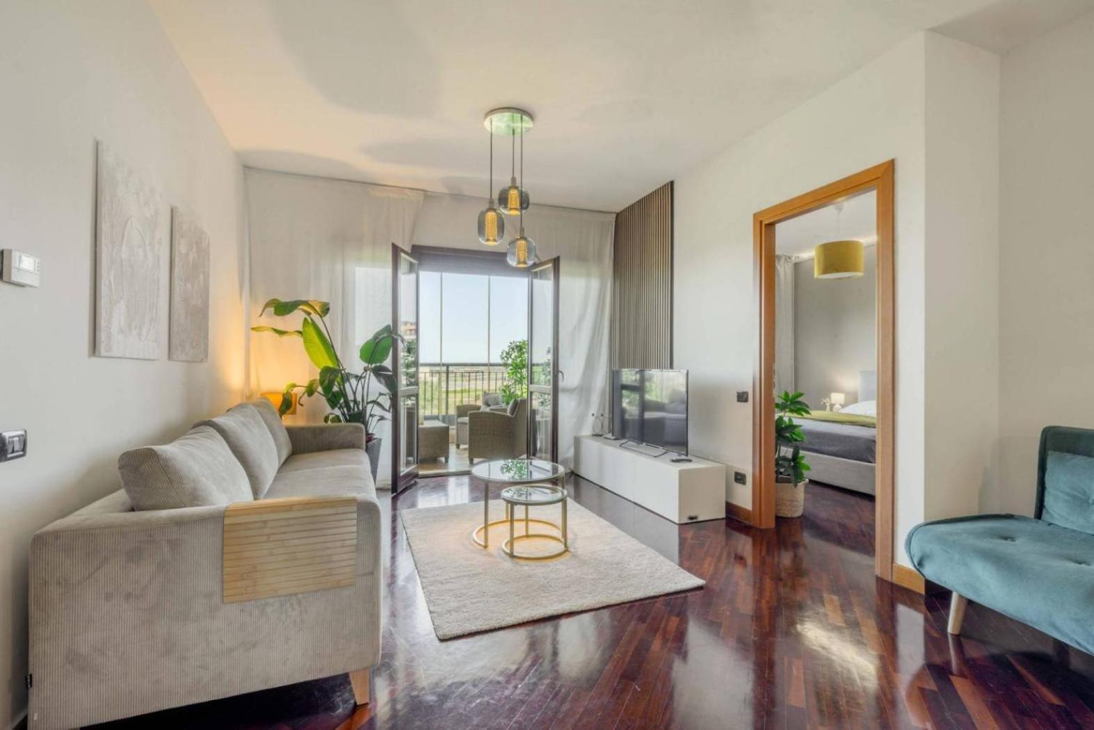 Luxury Boutique Apartment فيوميتشينو المظهر الخارجي الصورة