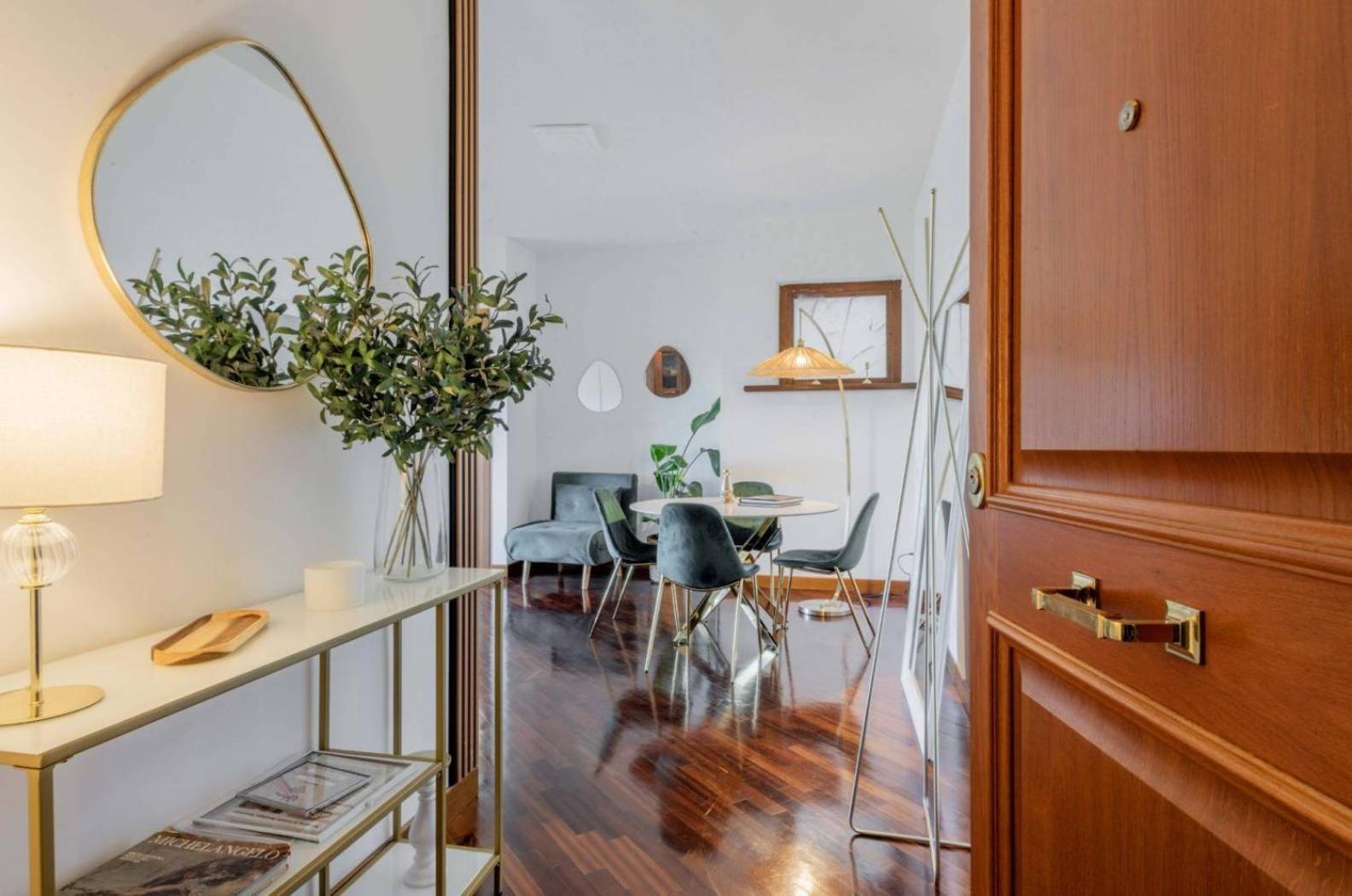 Luxury Boutique Apartment فيوميتشينو المظهر الخارجي الصورة